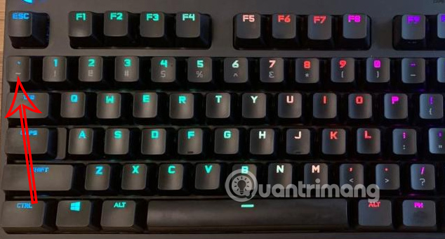 Dùng tổ hợp phím